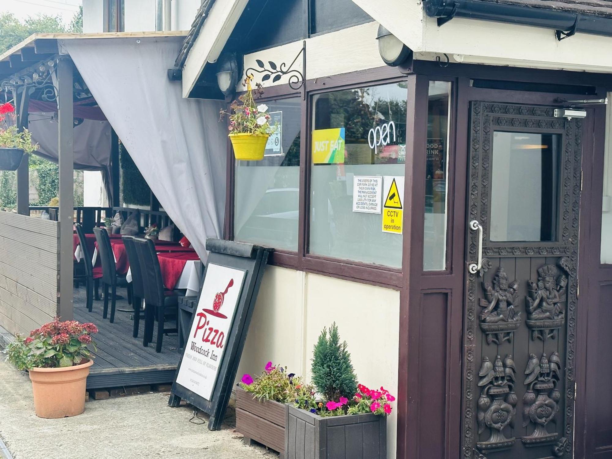 Woodcock Inn Felbridge Екстер'єр фото
